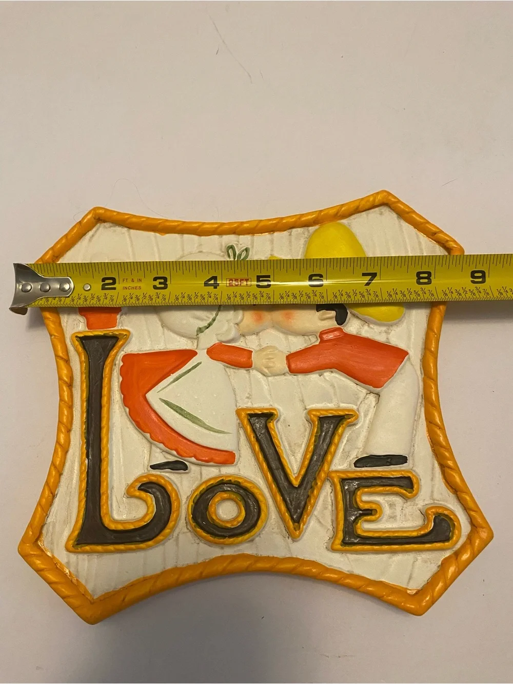 Vintage Lefton 1970'S Child’s Love Chalk ware Wall Hanging Boy & Girl Kissing